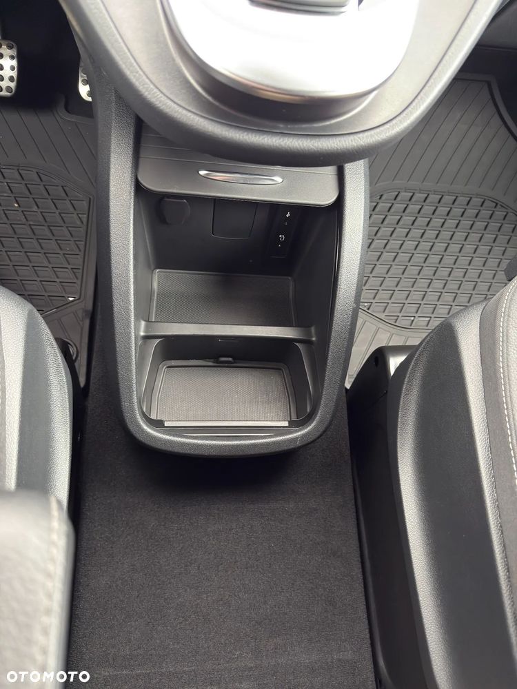 Mercedes-Benz Klasa V 300 d kompakt 4Matic 9G-TRONIC Style - 18