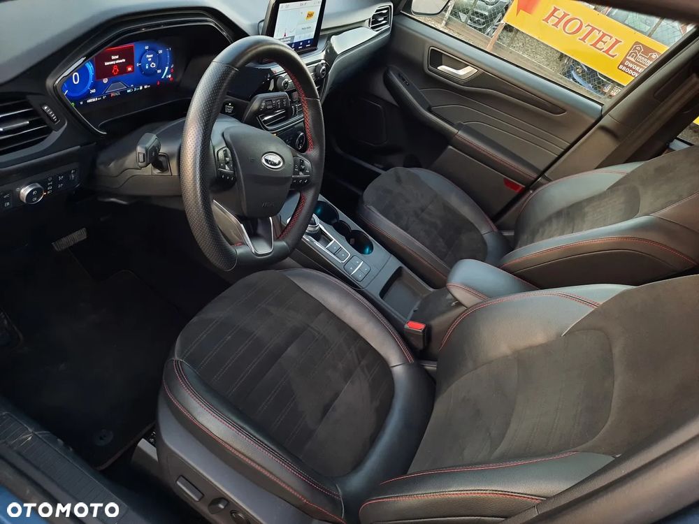 Ford Kuga 2.5 Duratec PHEV ST-LINE - 19