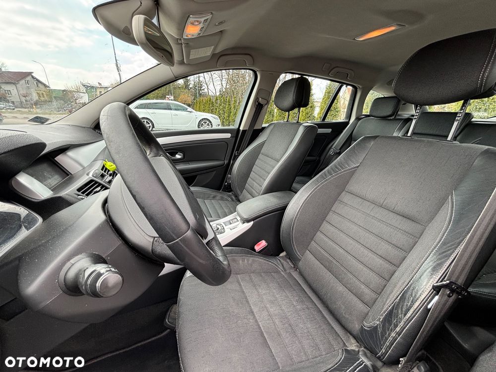 Renault Laguna 2.0 DCi FAP Dynamique - 12