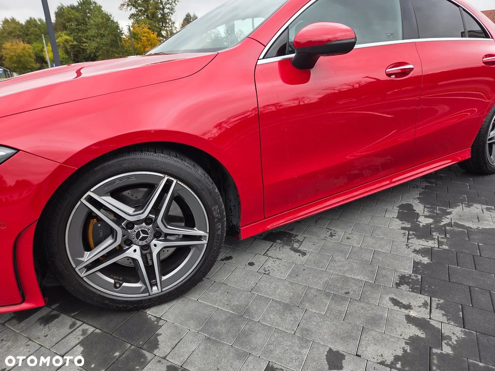 Mercedes-Benz CLA 220 4-Matic AMG Line 7G-DCT - 4