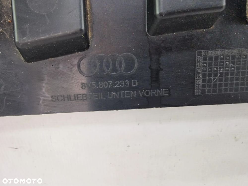 AUDI A3 / RS3 8V5 SEDAN LIFT 16- PŁYTA / OSŁONA POD ZDERZAK PRZEDNI , NR 8V5807233D , NR AUKCJI NSŁ493 - 6