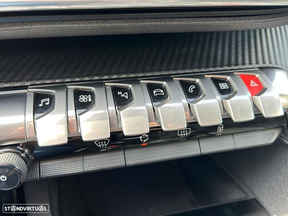 Peugeot 3008 1.2 PureTech Style - 17