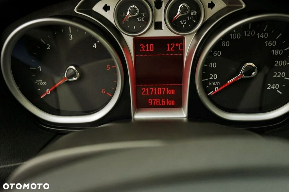 Ford Focus - 19