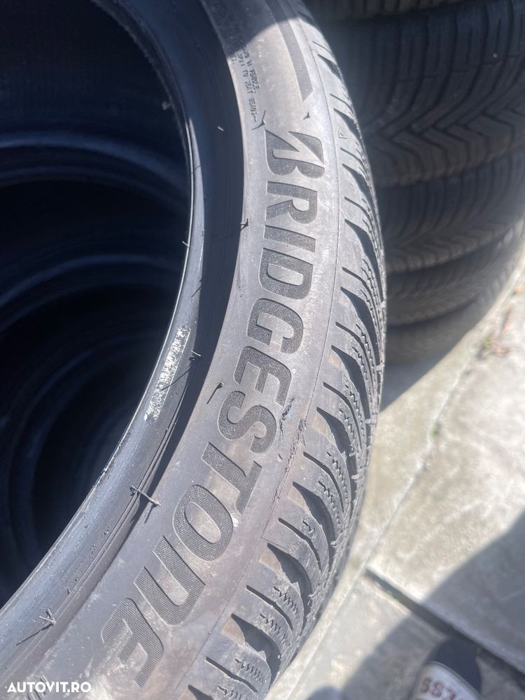 255 40 21 Bridgestone iarnă - 4