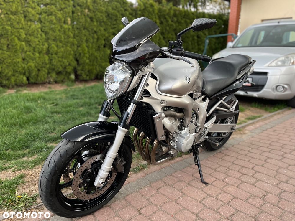 Yamaha FZ6 - 7
