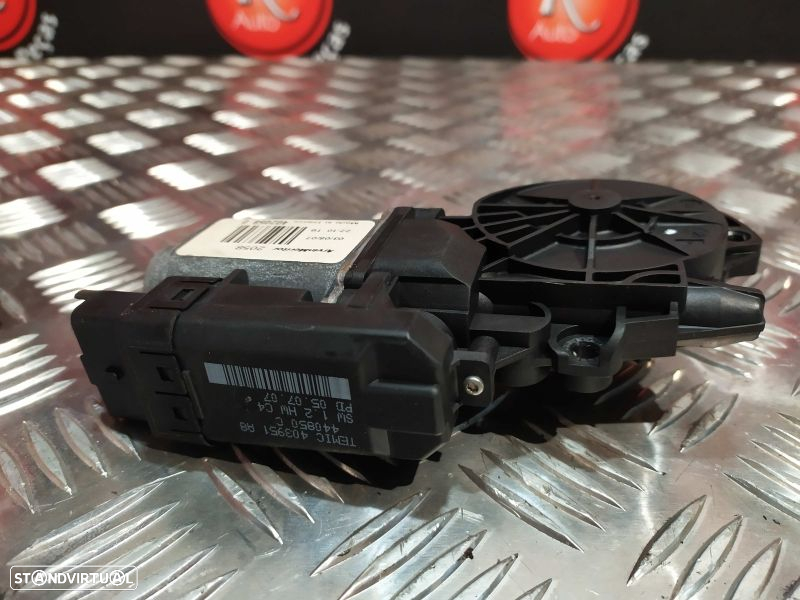 Motor Do Elevador Porta F.E Hyundai Matrix (Fc) - 4