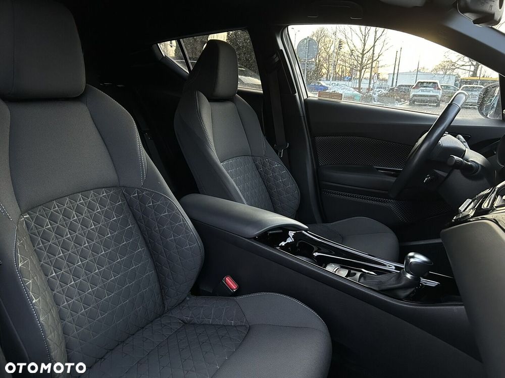 Toyota C-HR 2.0 Hybrid Style - 11