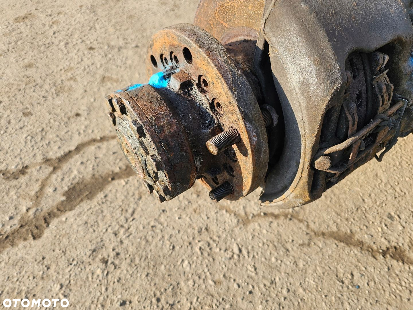 PIASTA TYLNA TYŁ DAF LF 45 140 160 180 KM FELGI 17,5 06-13 rok NJJ4055RM - 3