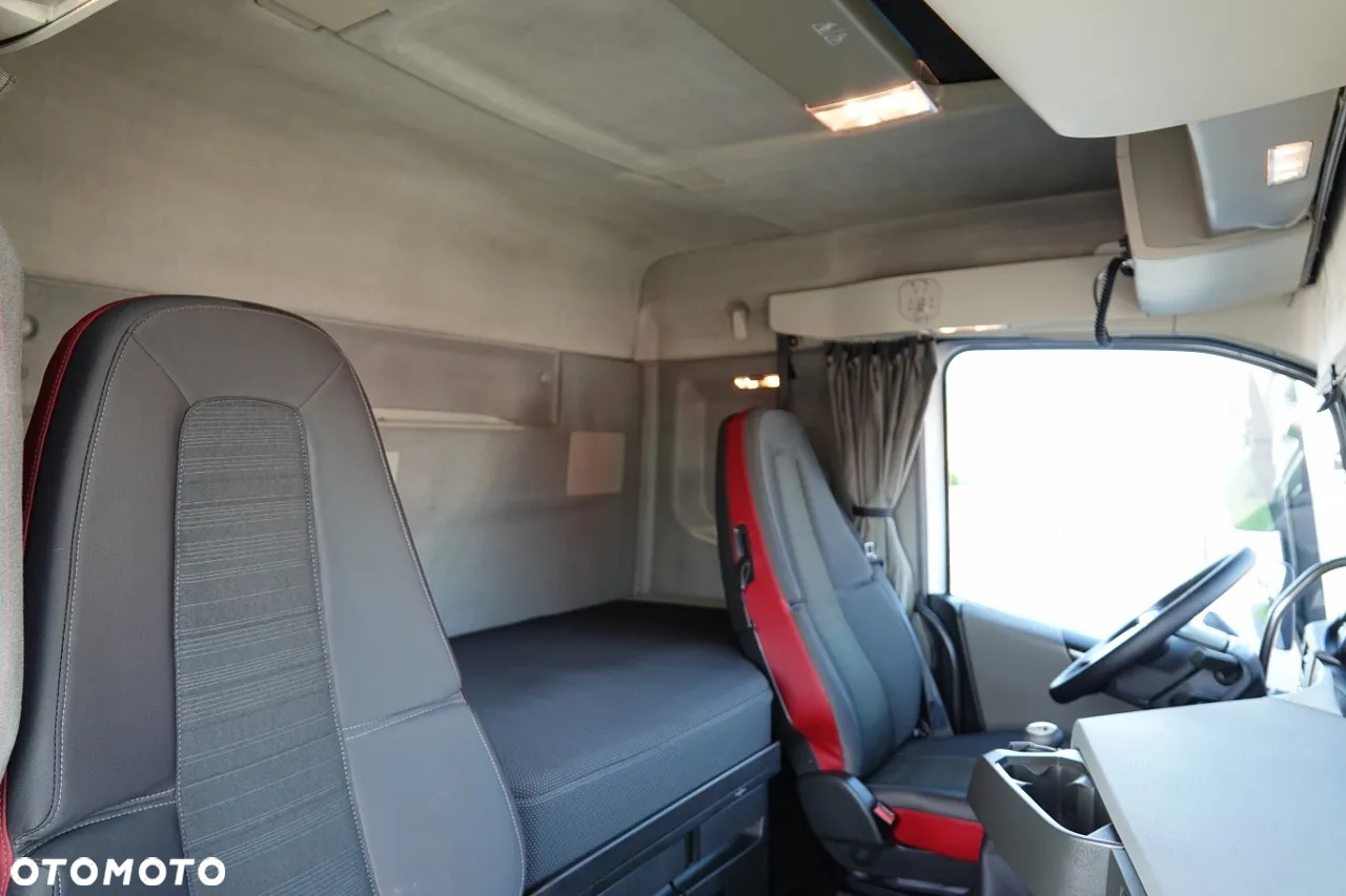 Volvo FH 500 / 6X4 / MANUAL /  266 TYS. KM !!! / RETARDER / 2017 ROK - 34