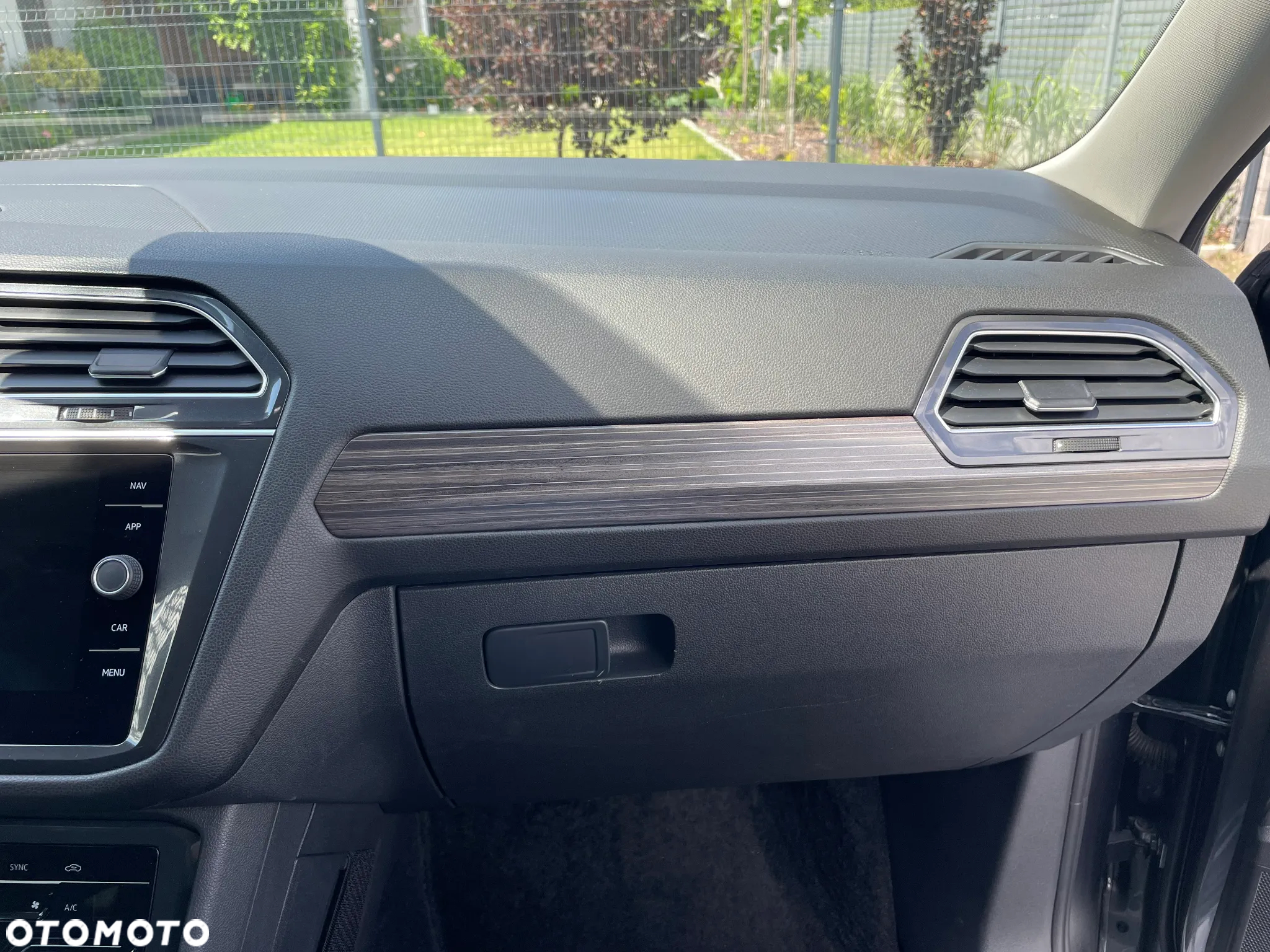Volkswagen Tiguan Allspace 2.0 TSI 4Mot Elegance DSG - 17