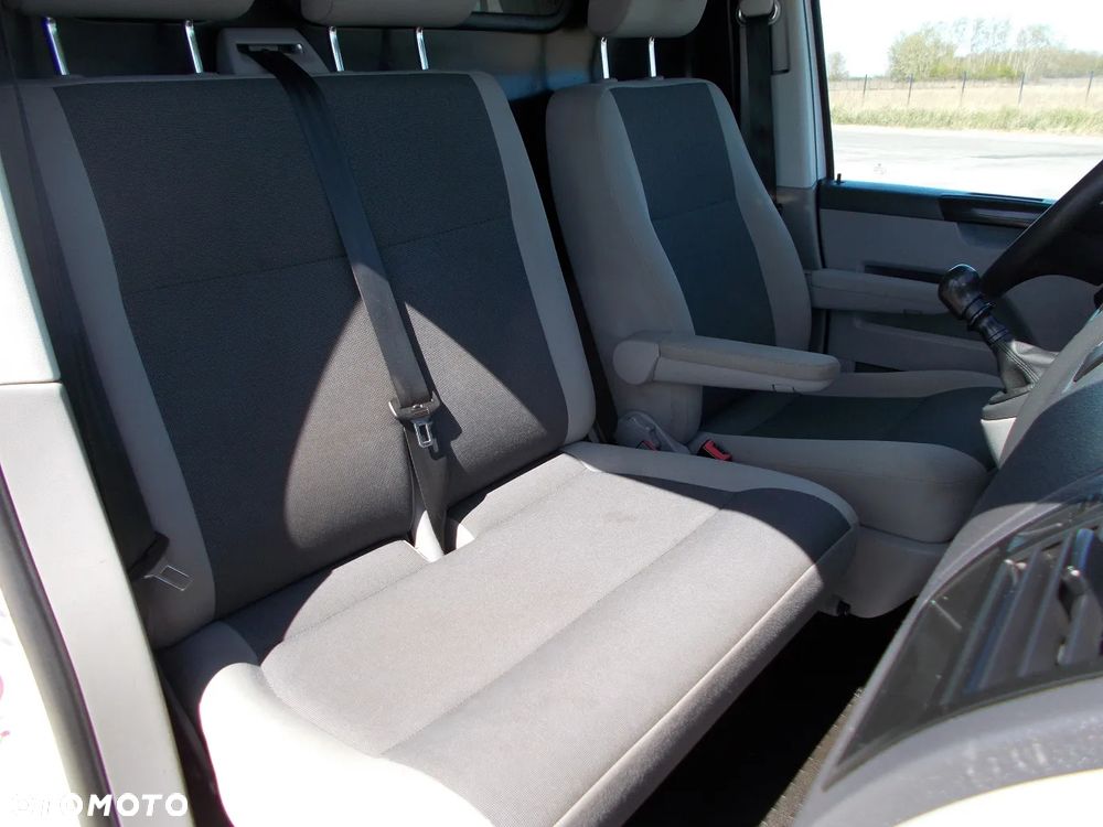 Volkswagen Transporter - 15
