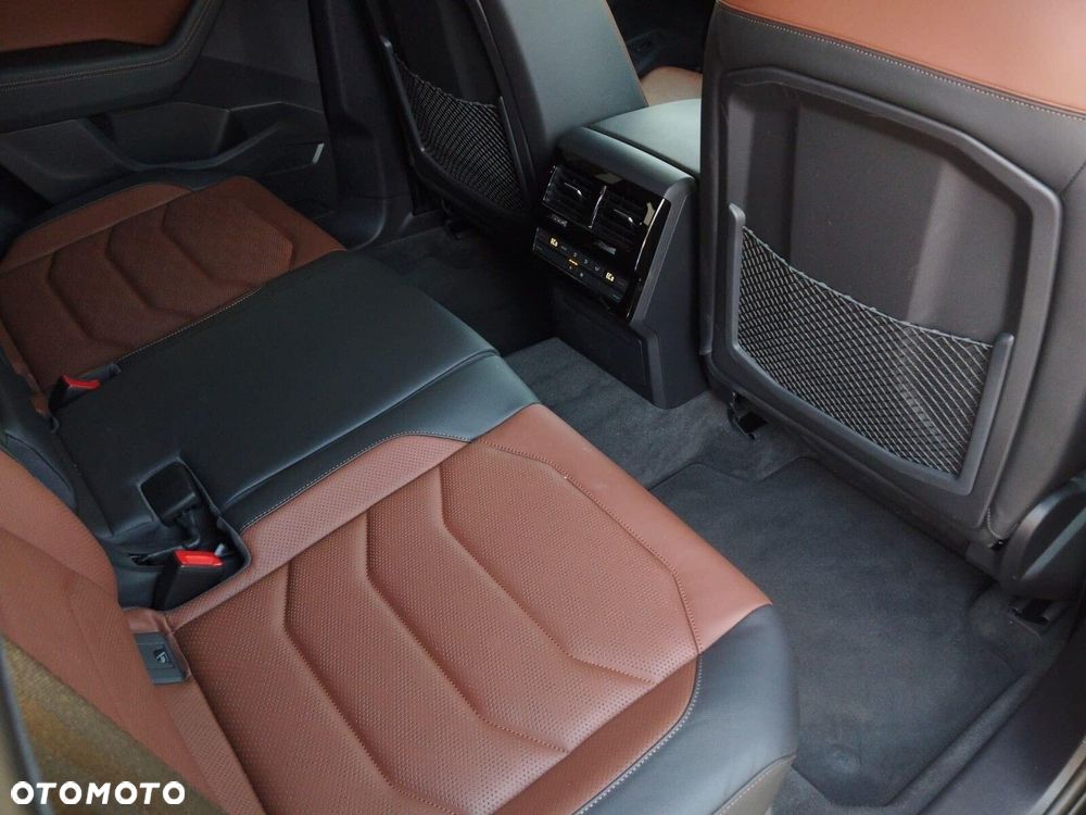 Volkswagen Touareg 3.0 V6 TDI 4Motion R-Line - 13