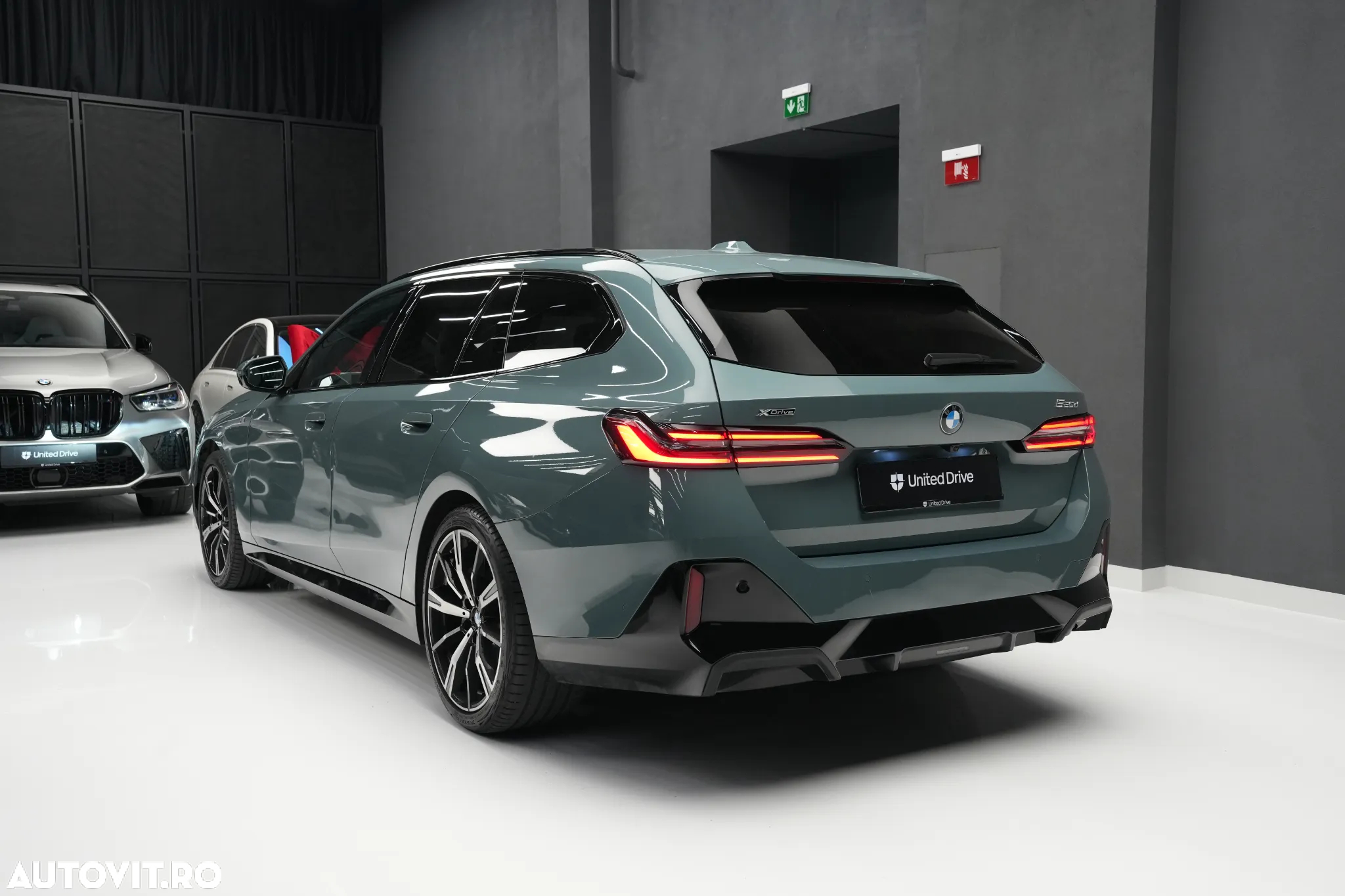 BMW Seria 5 520d xDrive AT MHEV - 35