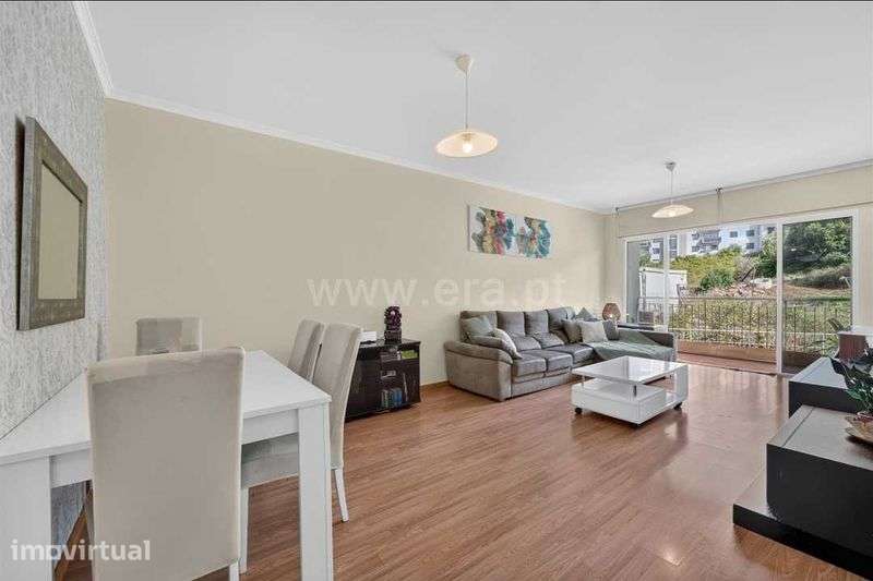 T3 Garajau 112m² | 2 Garagens | 2 Arrecadações | Varanda - Grande imagem: 2/10