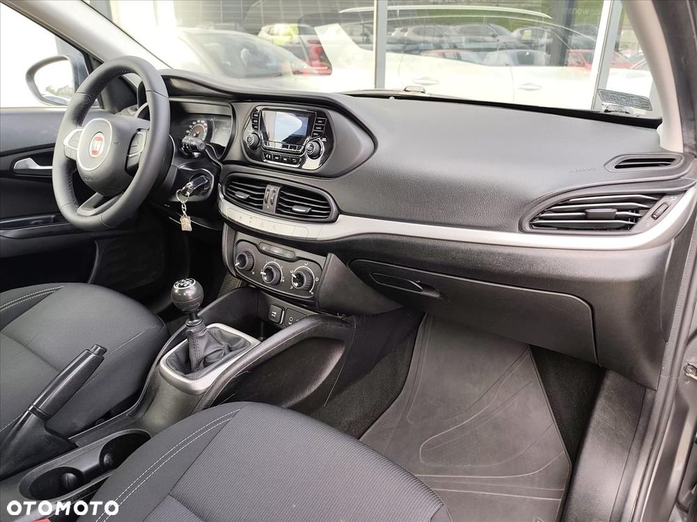 Fiat Tipo 1.4 16v Easy - 9
