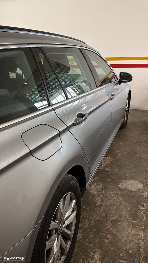 VW Passat Variant - 6