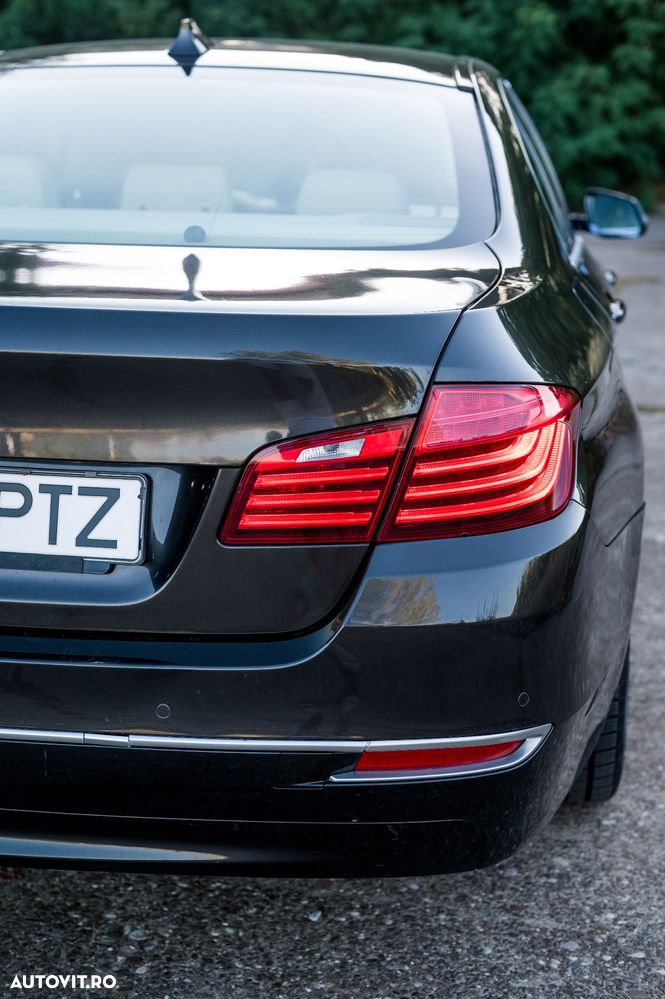 BMW Seria 5 520d - 22