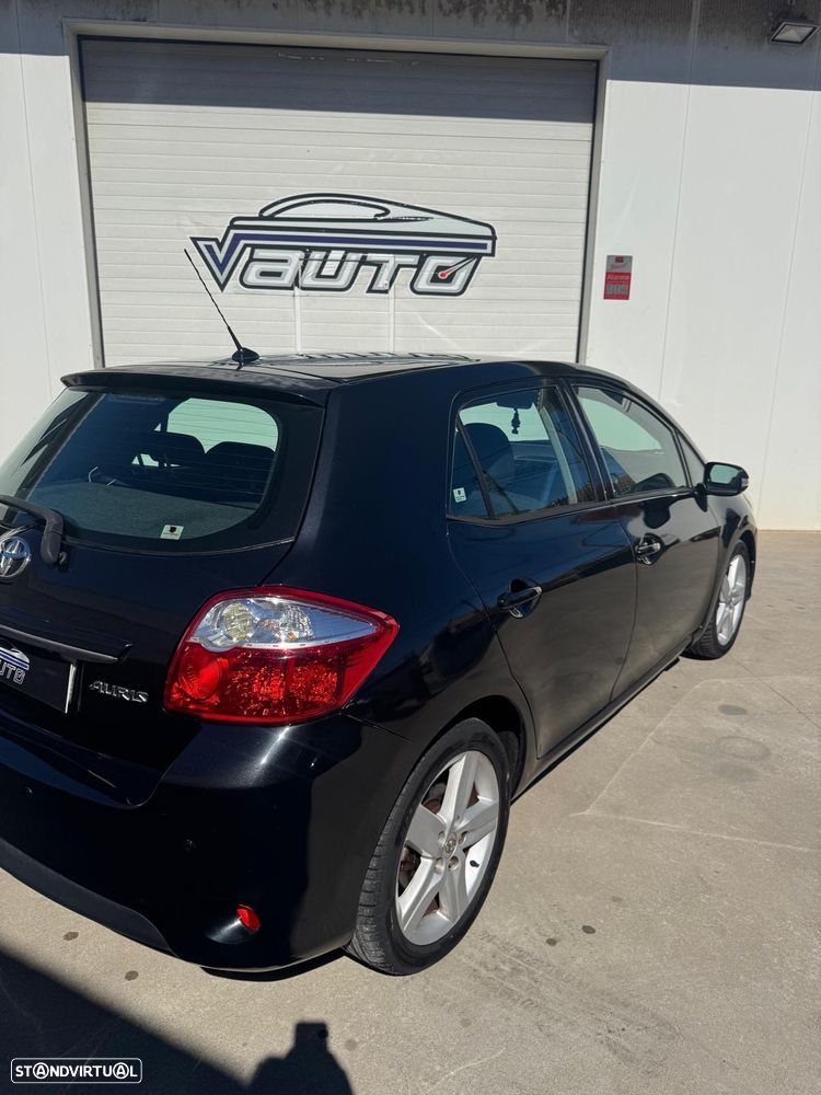 Toyota Auris 1.4 D-4D AC - 6