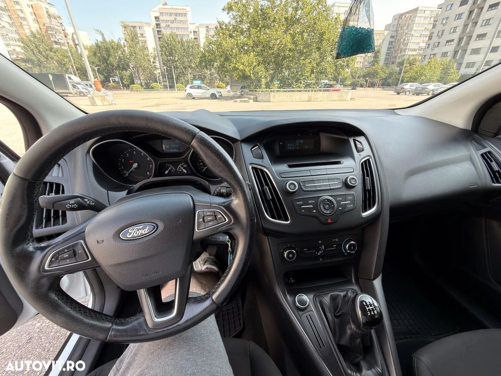 Ford Focus - 15