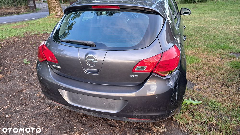 Opel Astra 1.7 CDTI DPF - 1