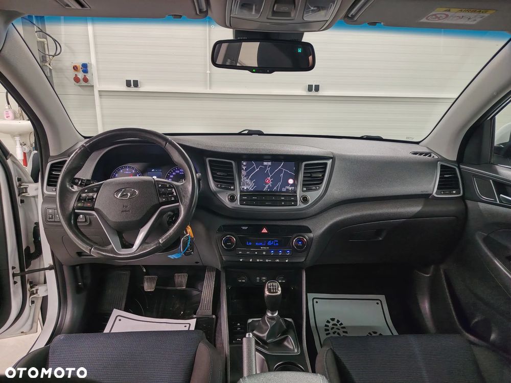 Hyundai Tucson 1.6 T-GDI TourdePologne 2WD - 23