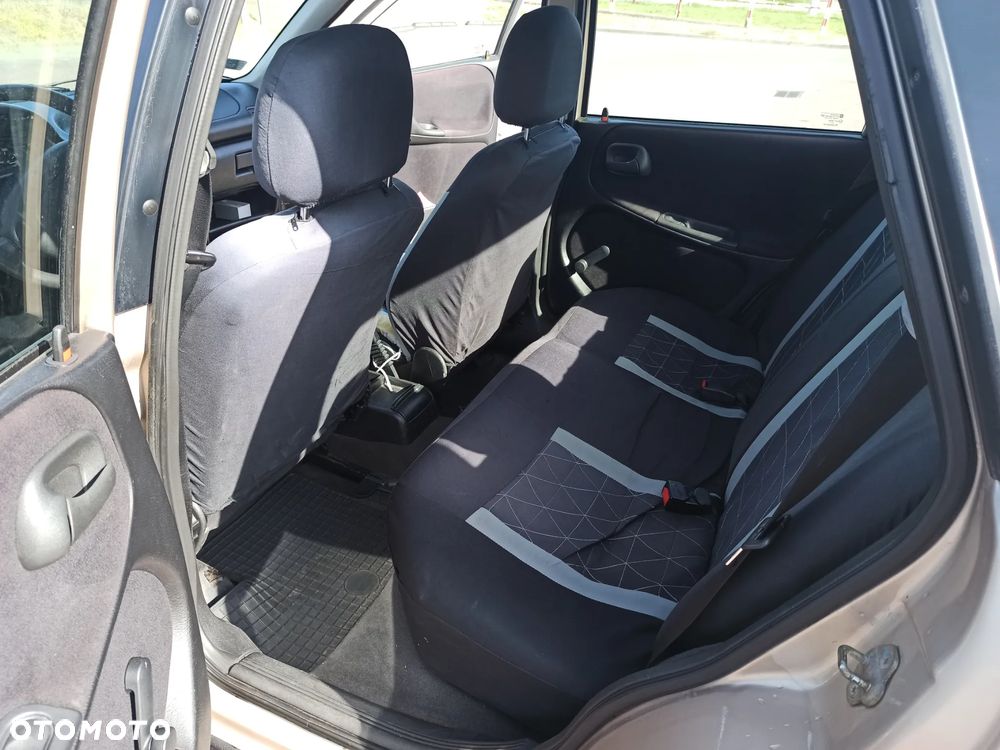 Opel Astra 1.4 Base - 11