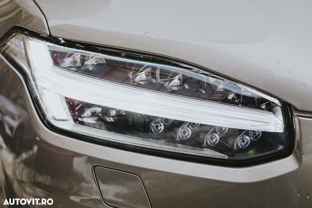 Volvo XC 90 Recharge T8 eAWD Inscription - 4