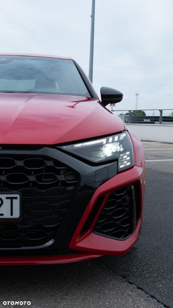 Audi RS3 Limousine - 4