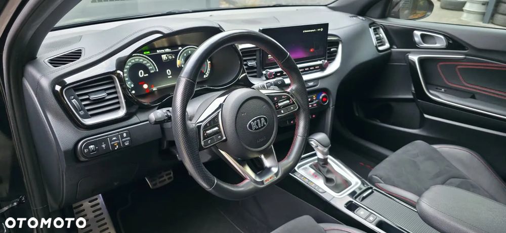 Kia ProCeed 1.6 T-GDI DCT7 OPF GT - 27