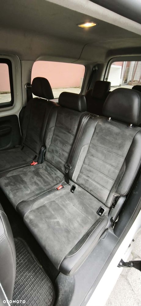 Volkswagen Caddy 2.0 TDI Highline DSG - 13