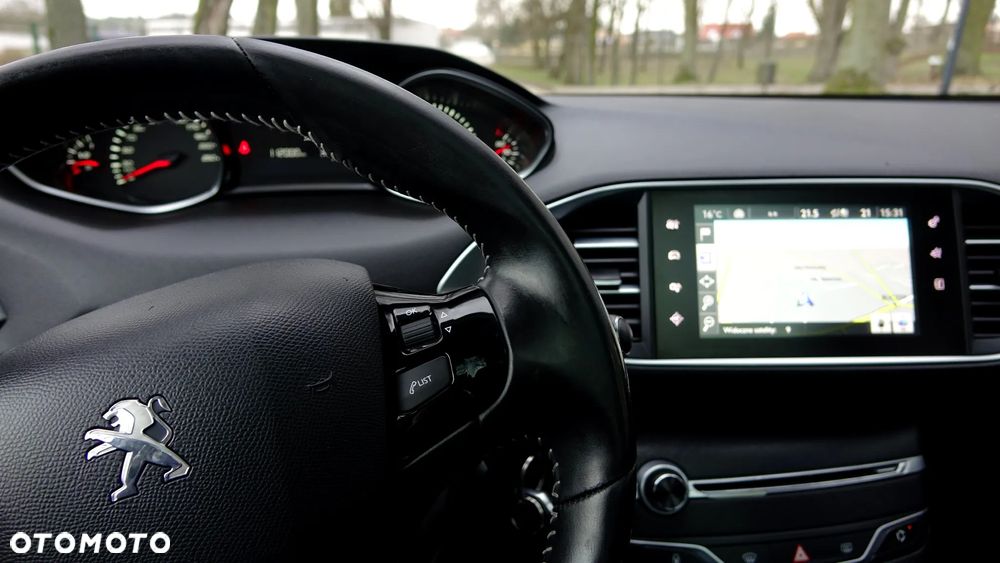 Peugeot 308 - 16
