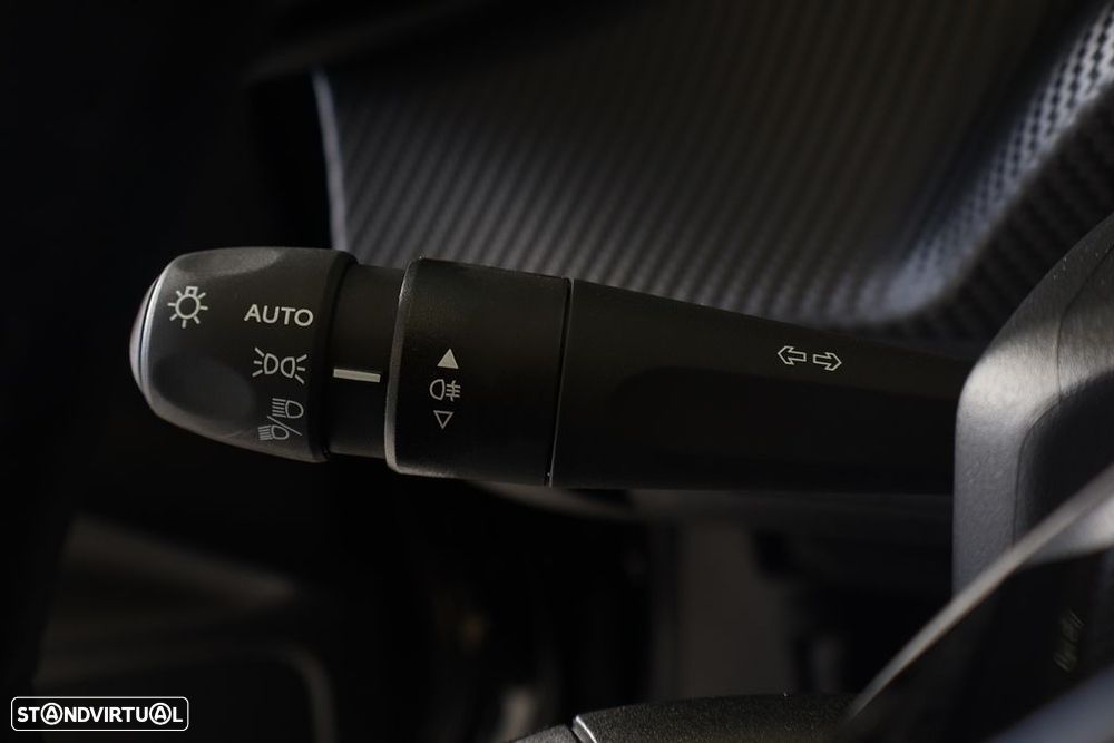 Peugeot 2008 1.2 PureTech Style - 5