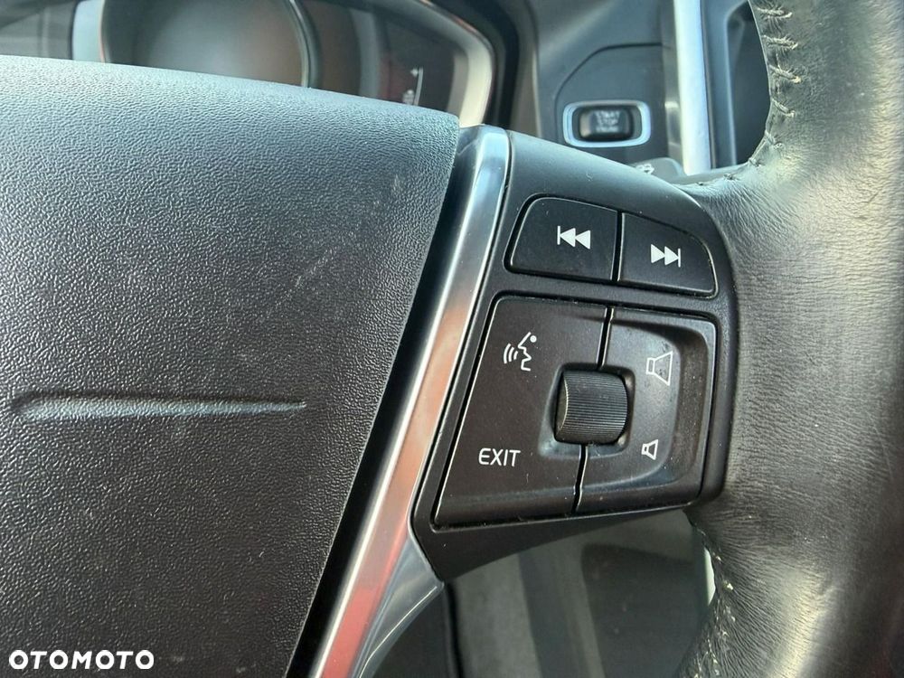 Volvo XC 60 - 18