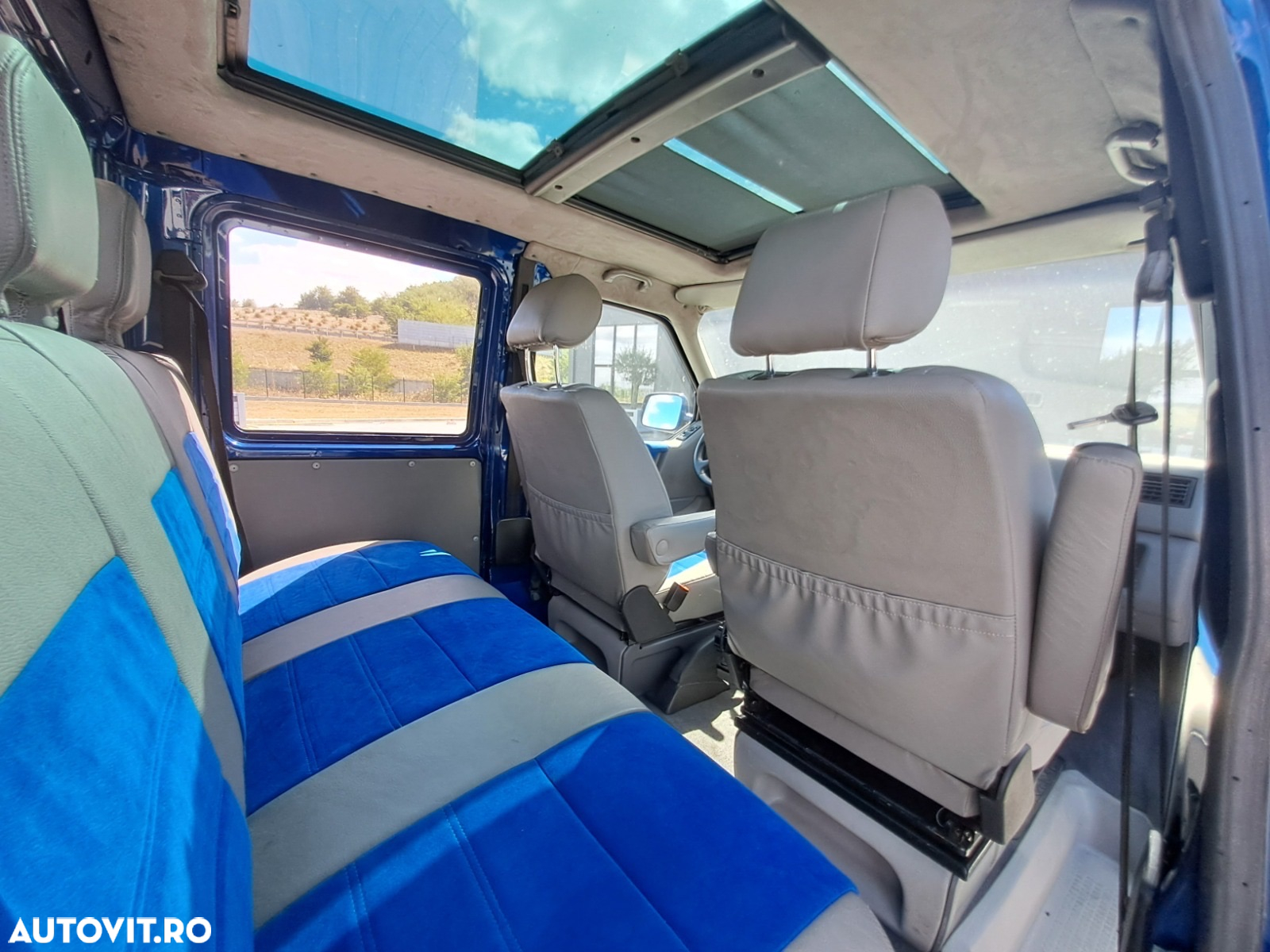 Volkswagen Transporter - 11