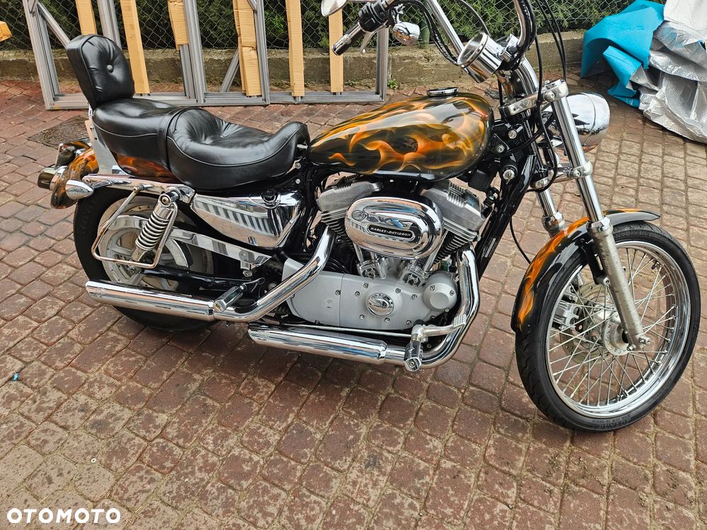 Harley-Davidson Sportster - 1
