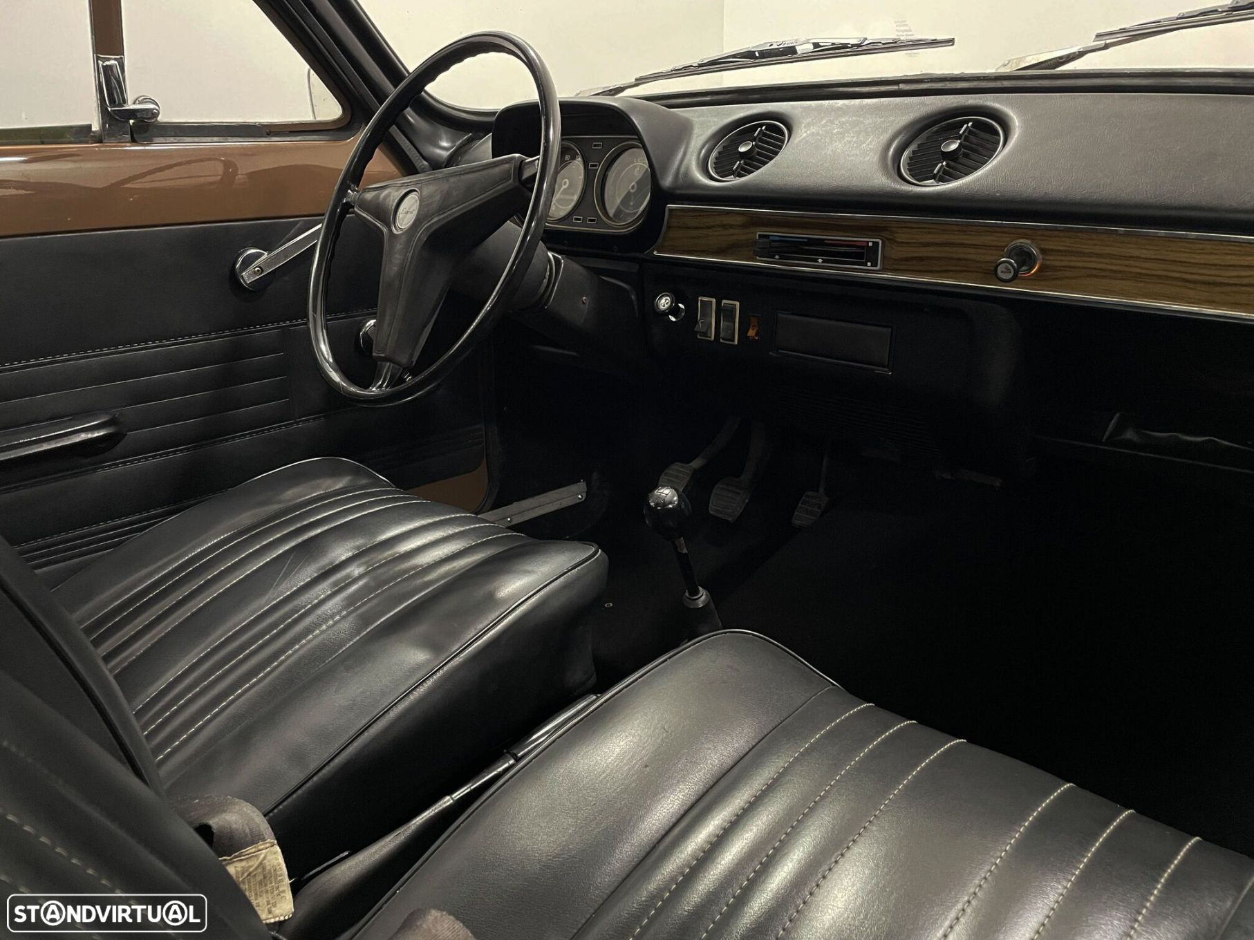 Ford Escort - 22