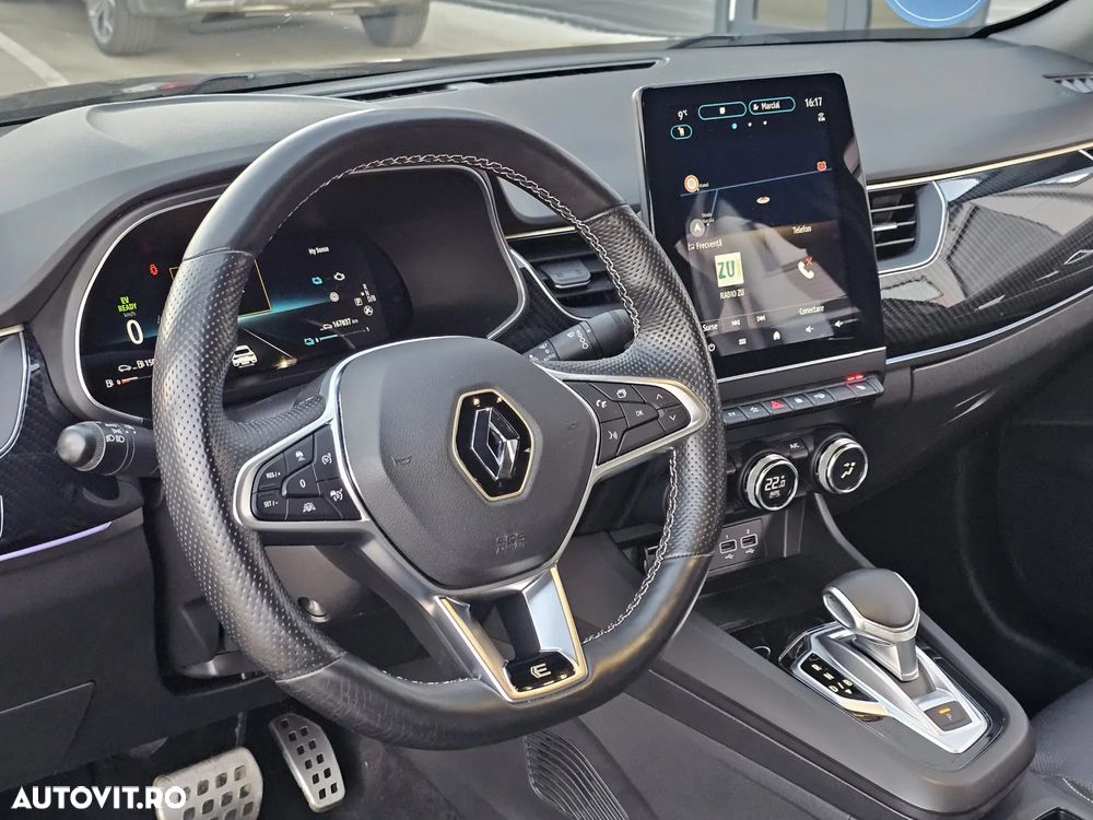 Renault Arkana E-TECH Hybrid RS Line - 13