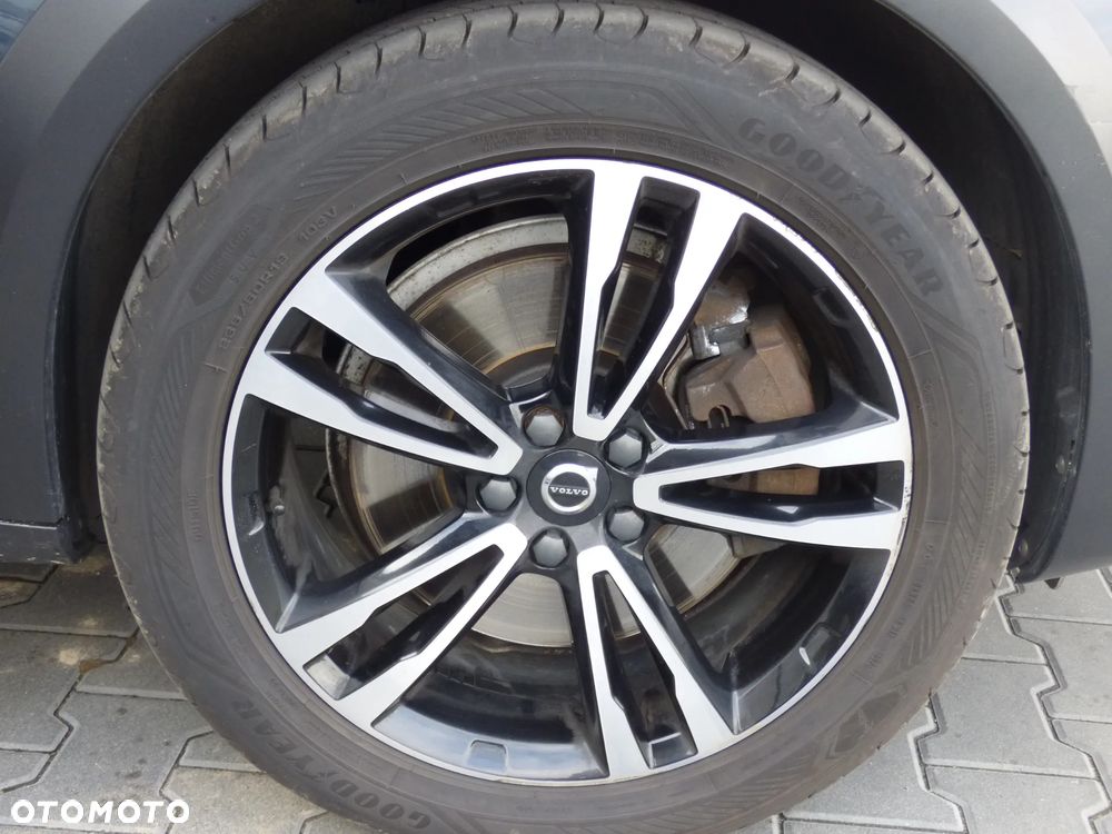 Volvo V90 2021