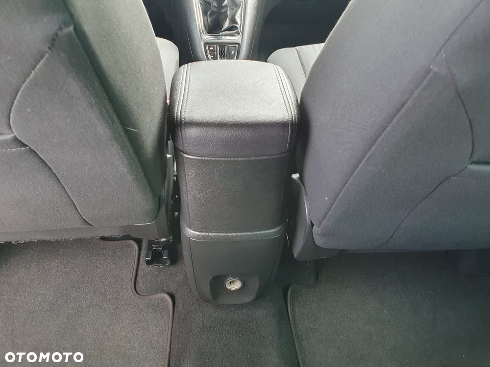 Opel Zafira 1.4 T Enjoy - 26