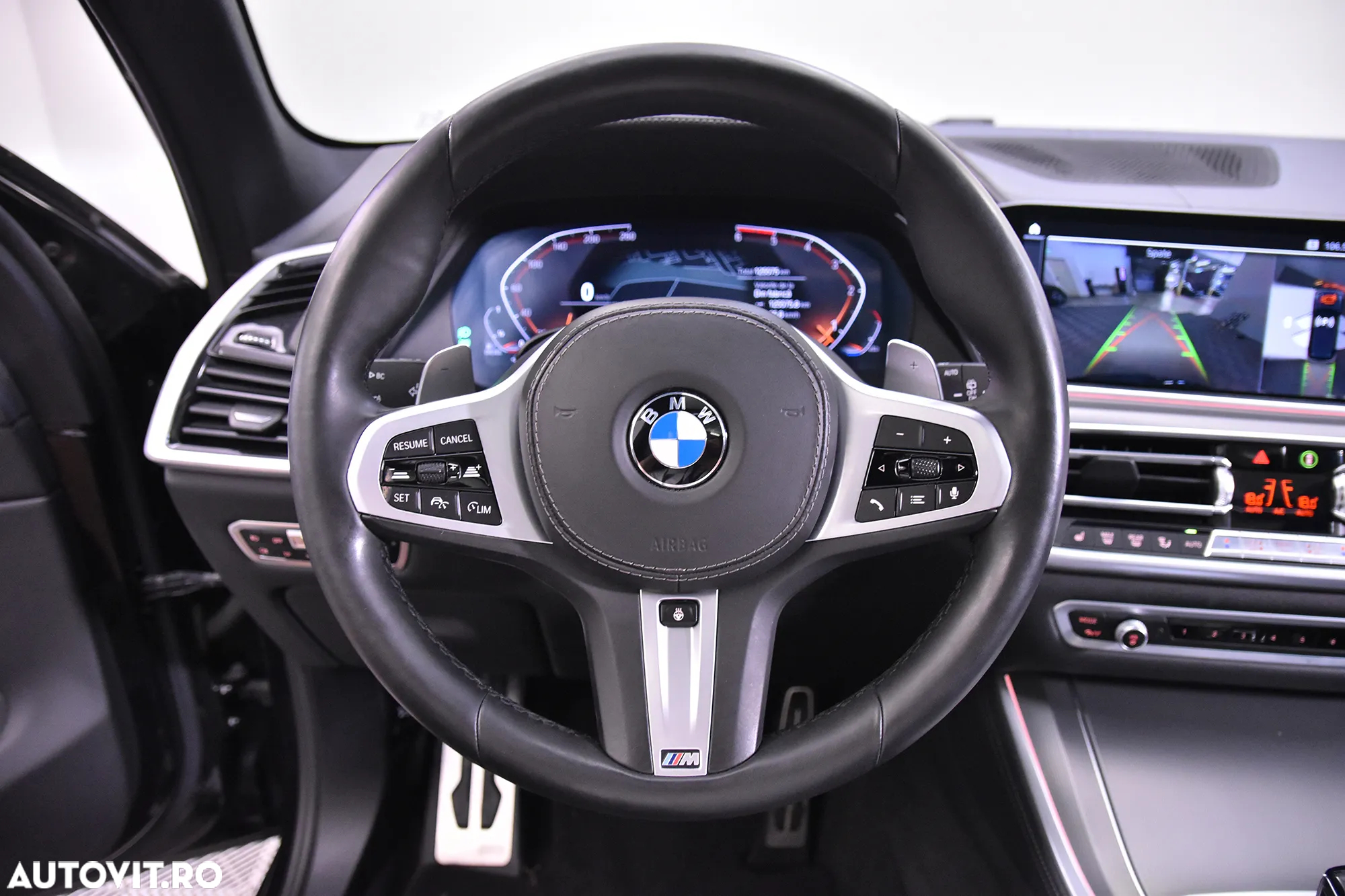 BMW X5 xDrive30d - 16