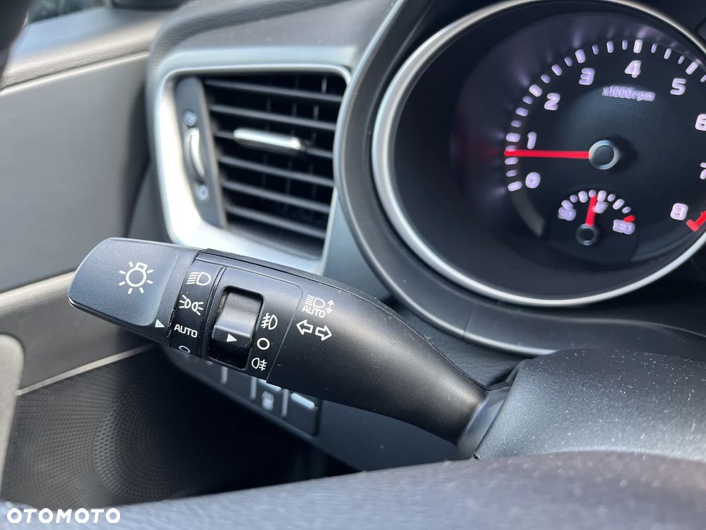 Kia XCeed 1.5 T-GDI M - 20