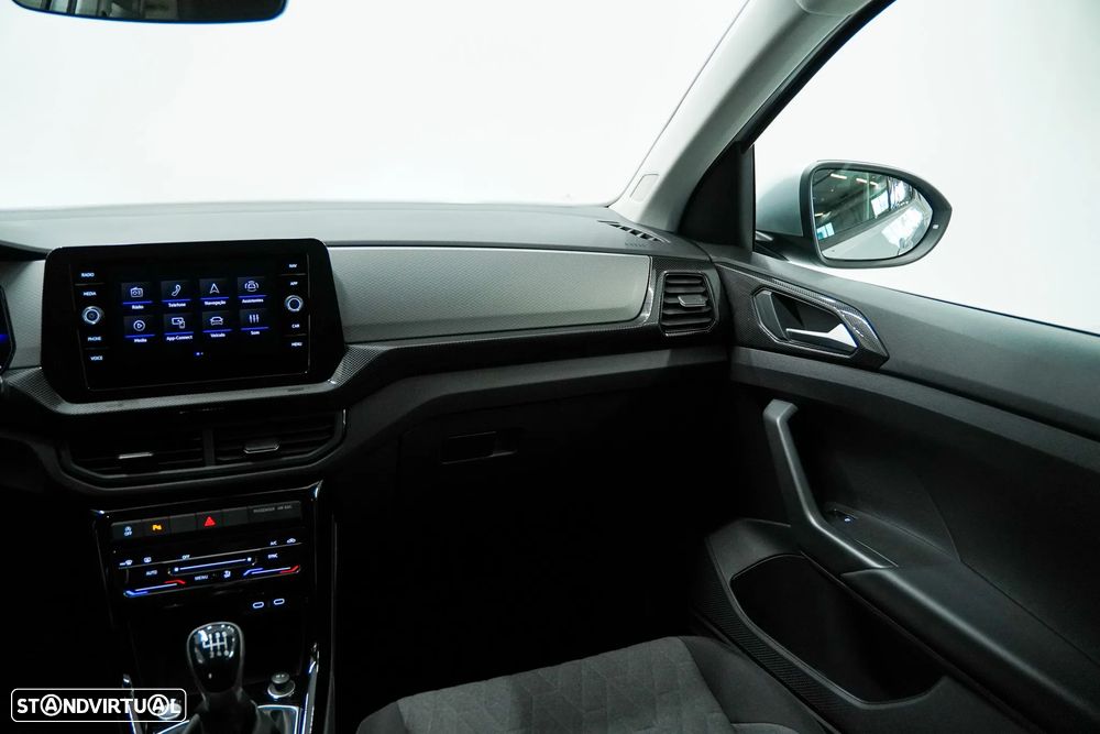 VW T-Cross 1.0 TSI Urban - 16