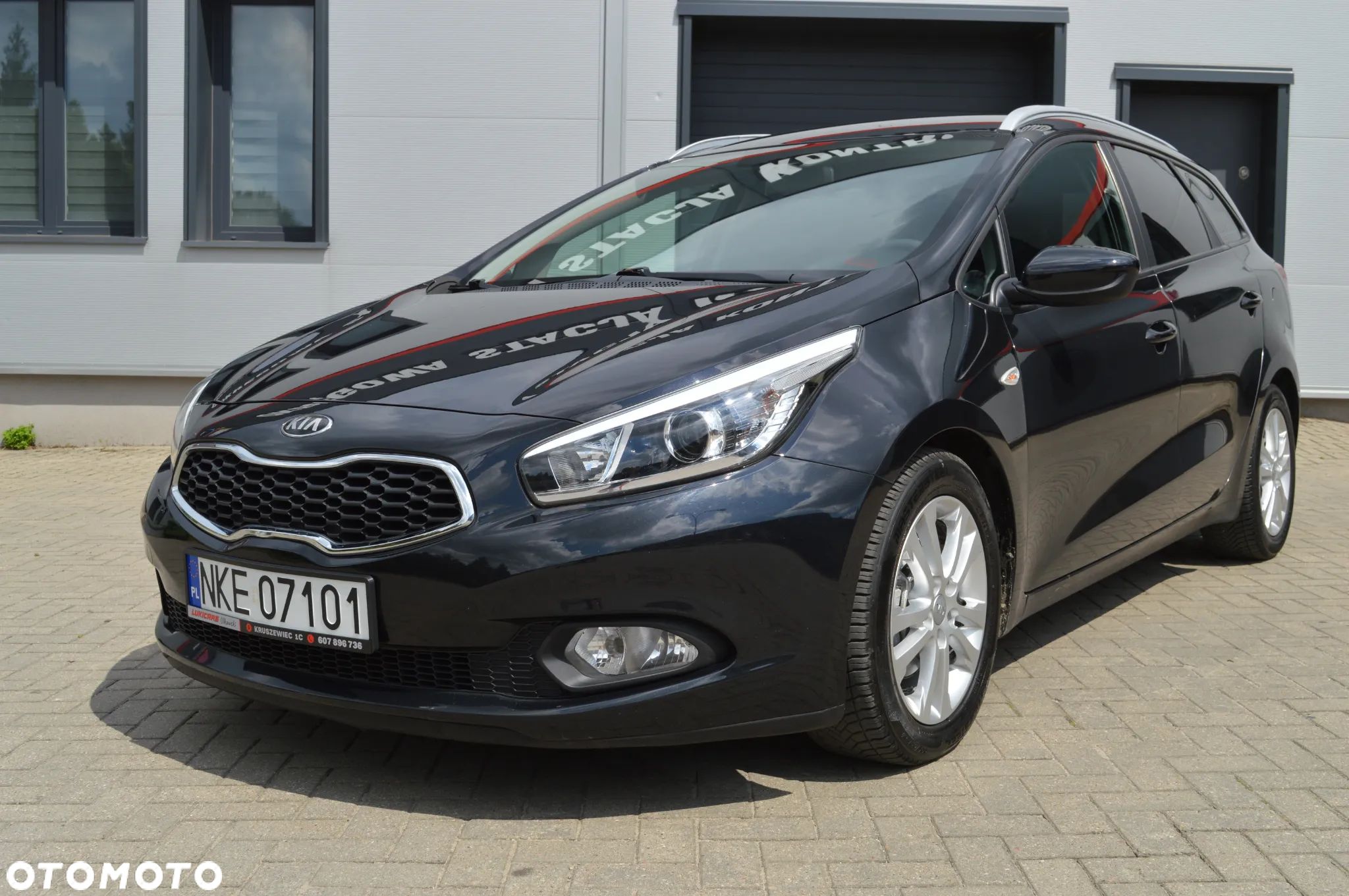 Kia Ceed 1.6 GDI Dream-Team Edition - 1