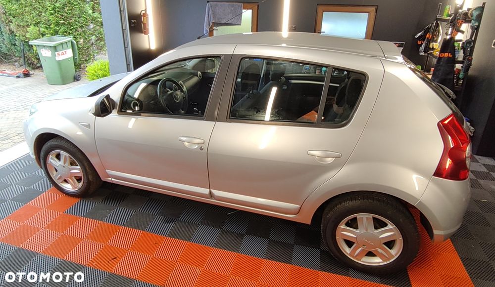 Dacia Sandero - 3