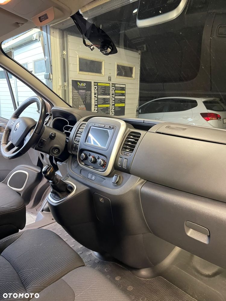 Renault Trafic - 28