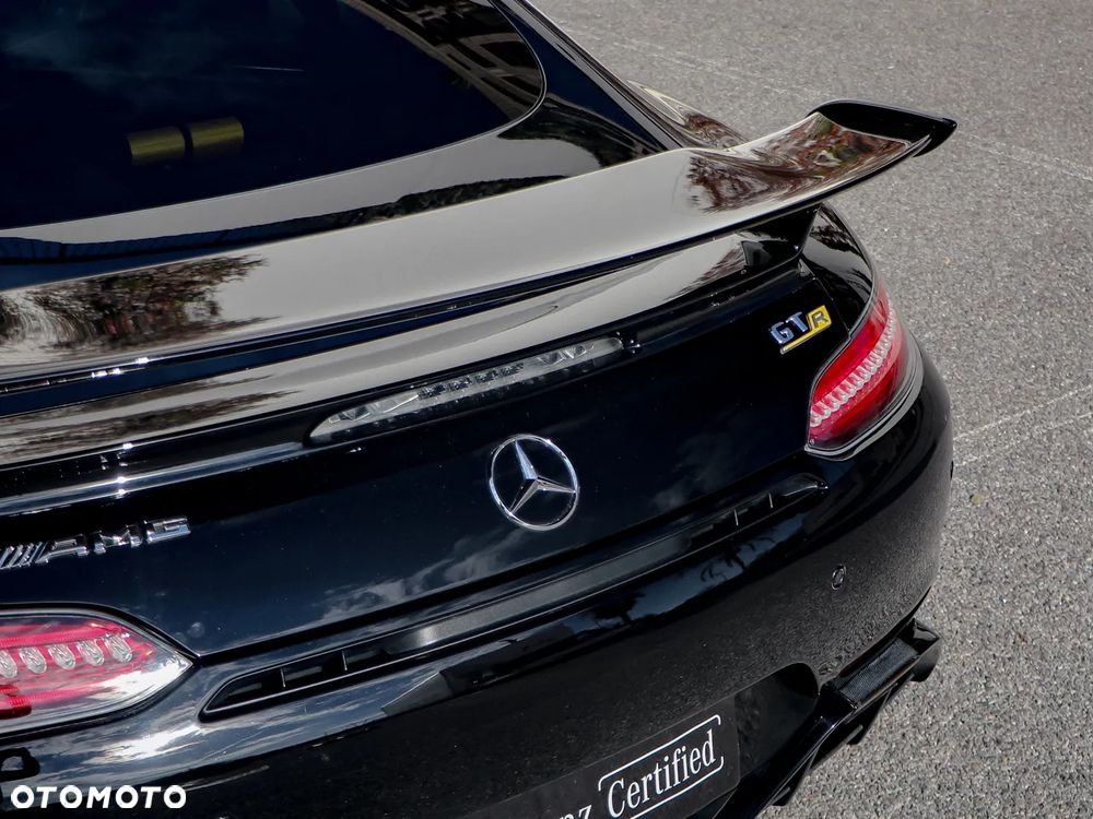 Mercedes-Benz AMG GT - 15