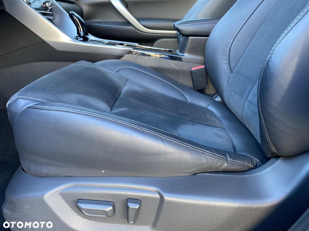 Mitsubishi Eclipse Cross - 23