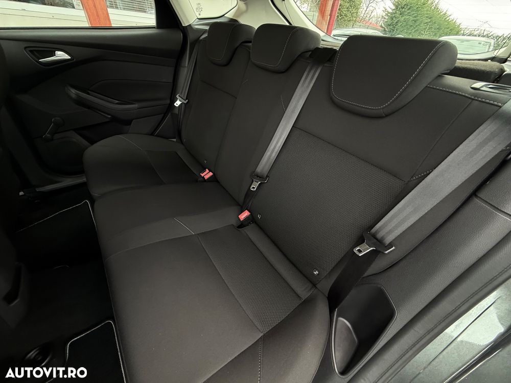 Ford Focus 1.0 EcoBoost Start-Stopp-System TREND - 10