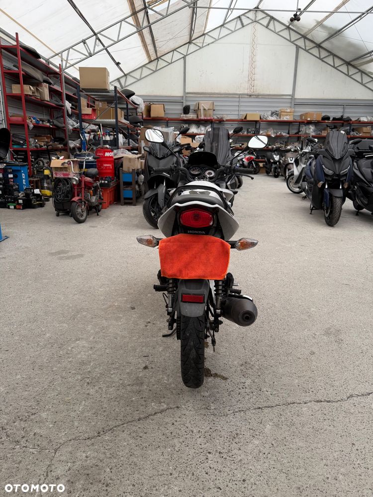 Honda CBF - 7
