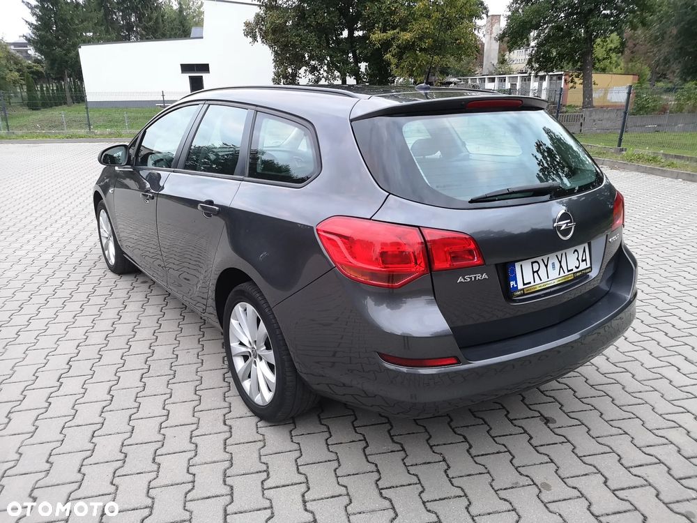 Opel Astra 1.4 ecoFLEX Sport - 31
